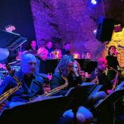 Koncert bigbandu Unisono v jazzklubu Agharta Praha 1